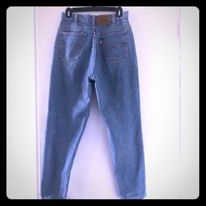 Vintage HIGH WAISTED 80s 90s LEVIS MoM JEANS